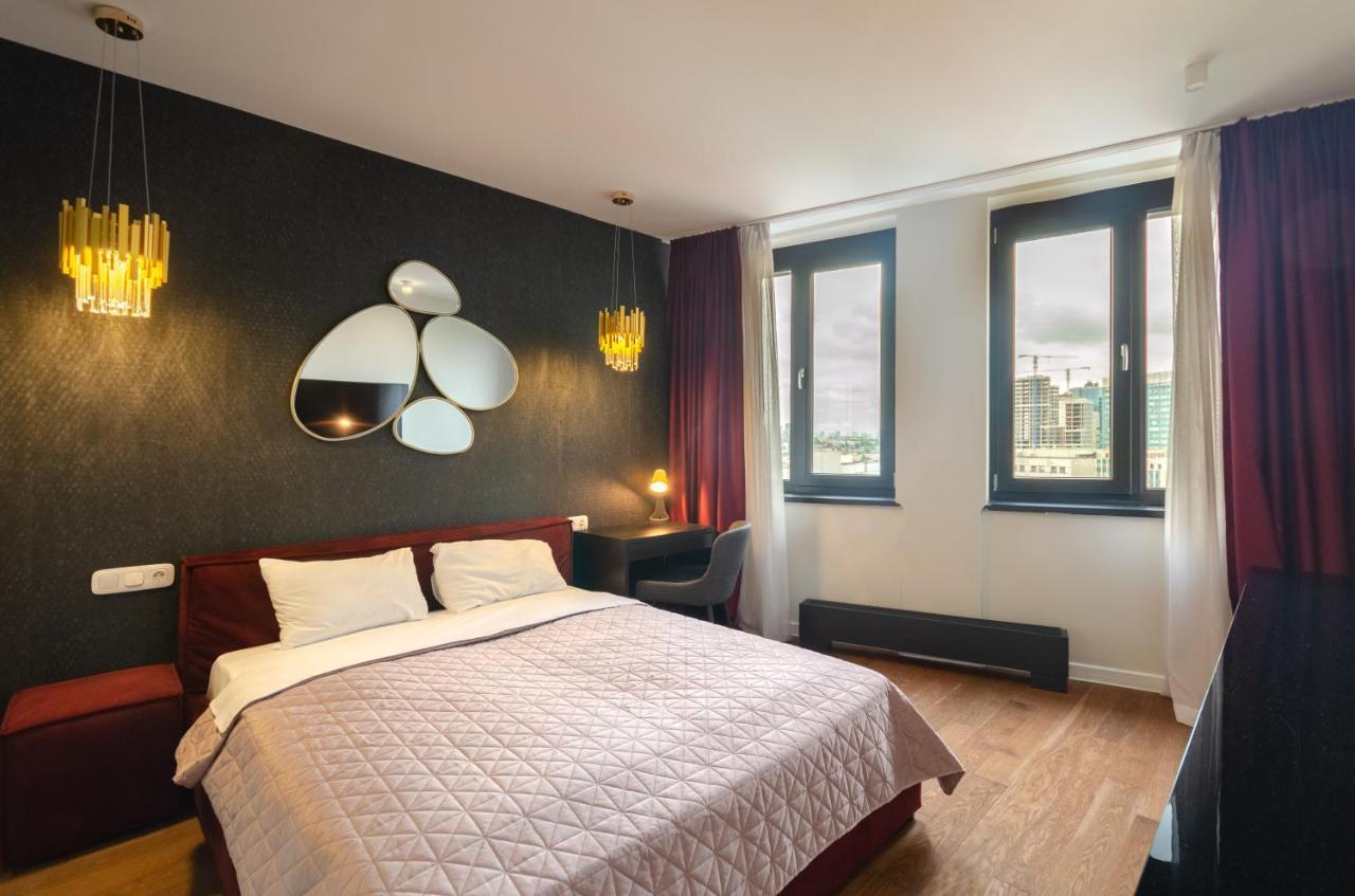 Petrovdom In In Rc New York Concept House