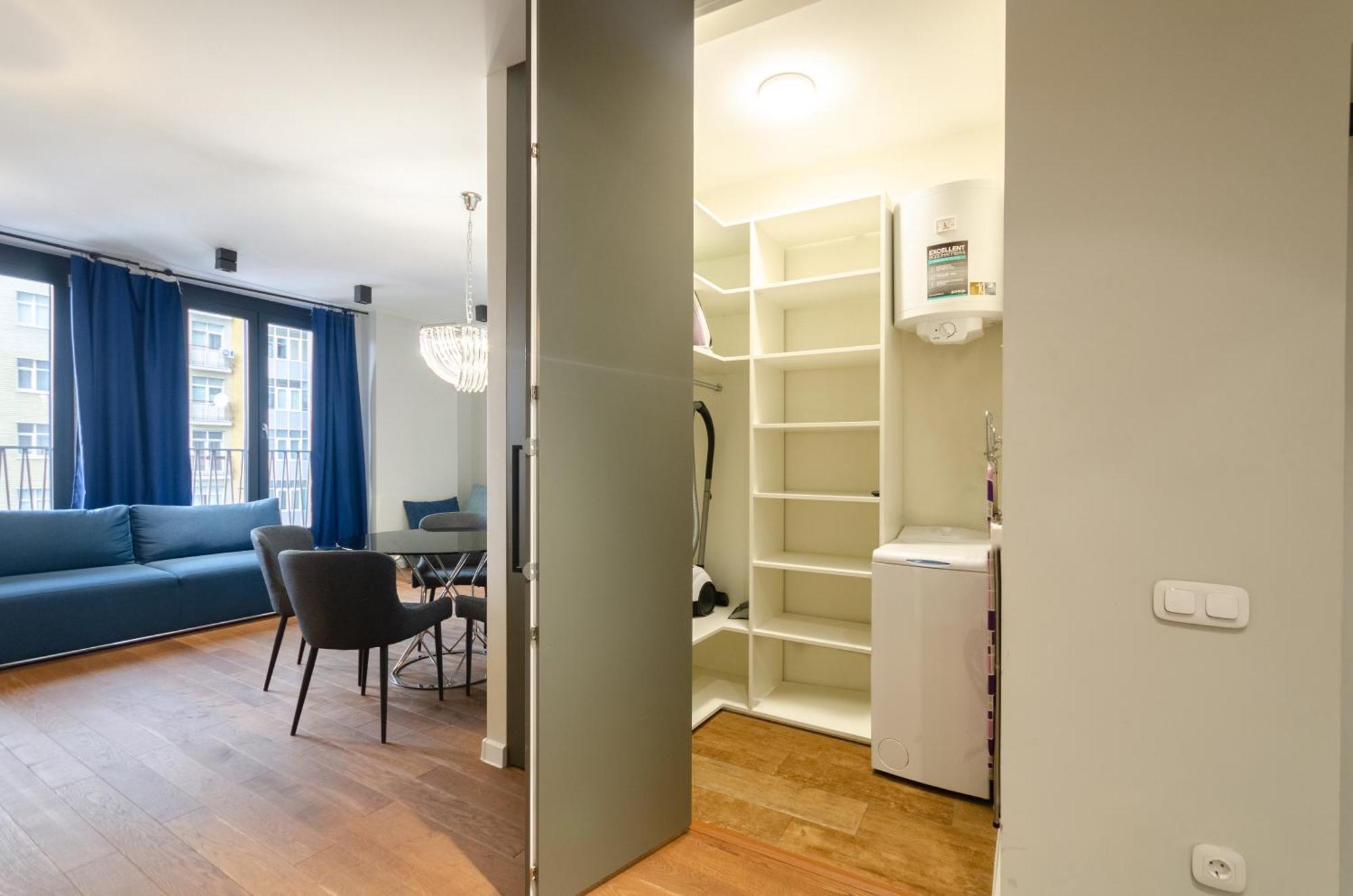 Petrovdom In In Rc New York Concept House * Kyiv