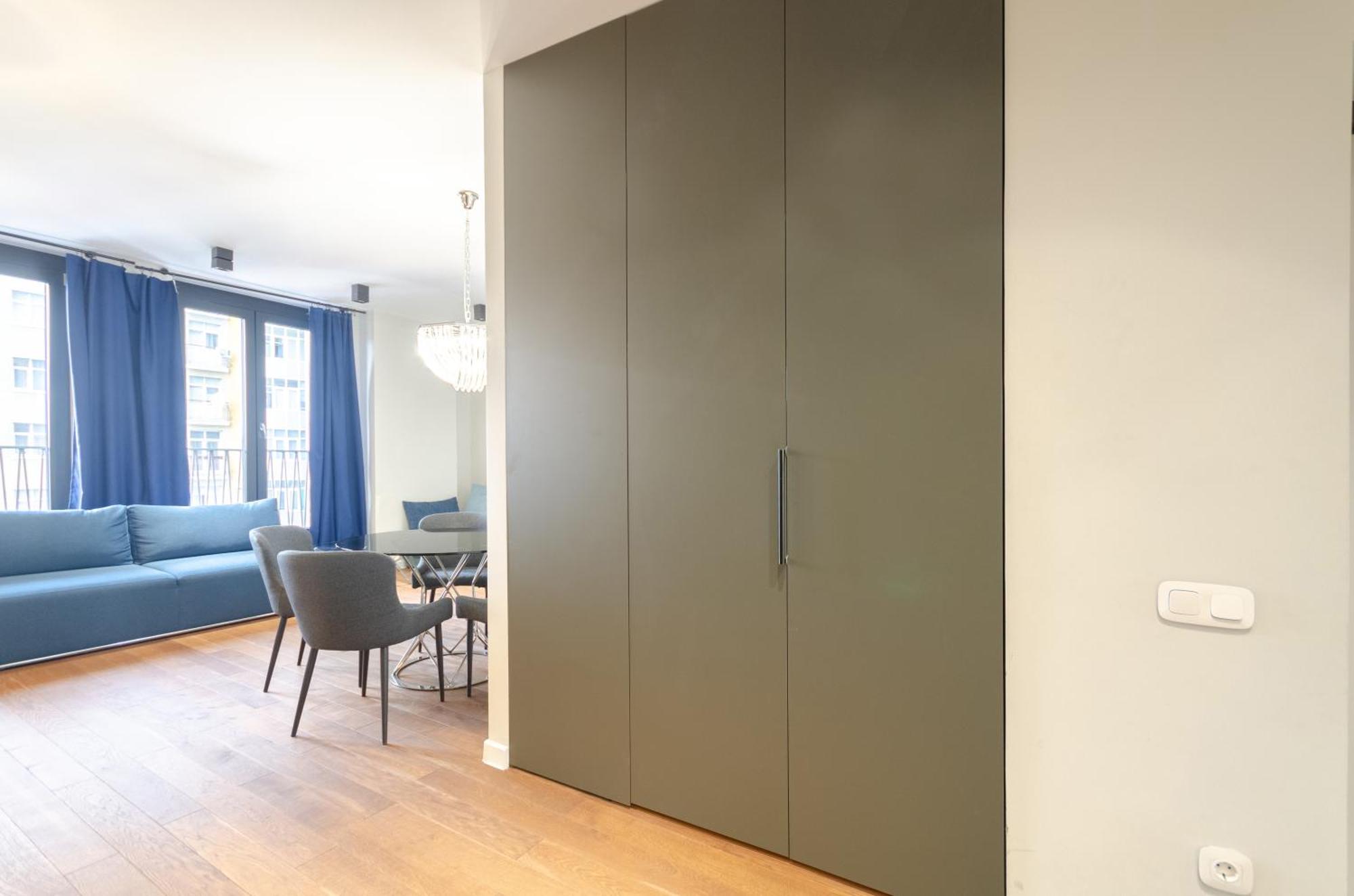 Petrovdom In In Rc New York Concept House Kyiv